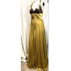 Gold Sequin Halter Gown Maxi Dress Pleated Formal Evening Gala Prom Size 8